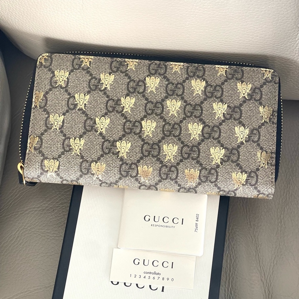 Gucci padlock chain- Gold Bee collection- Handbag and wallet set - Picture 5 of 17